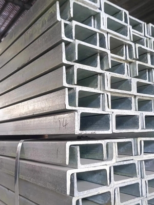 Προσαρμόσιμο GB Standard U Channel Hot-Dip Galvanized Channel Steel για την κατασκευή