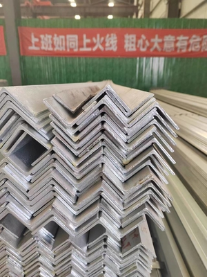 GB Standard Μη κράμα 2 ίντσες γωνία χάλυβα ASTM A36 A53 Q235 Q345 άνθρακα ίση γωνία