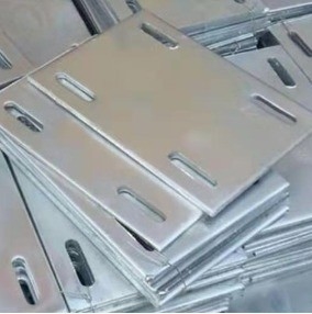 Σύγχρονο σχεδιασμό χάλυβα ενσωματωμένη πλάκα για το εξωτερικό σύστημα τοίχου κτιρίου γραφείων