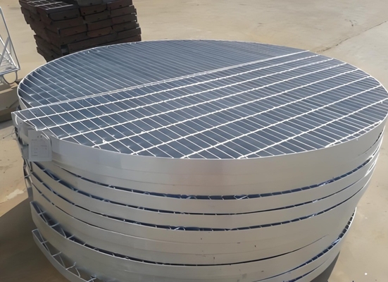 1m x 1m Steel Grating Pigeon Floor Grill με 50mm Cross Bar Pitch Βιομηχανικό Σχεδιασμό