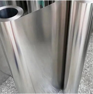 Υπηρεσίες συγκόλλησης, κάμψης, τρύπησης και κοπής από γαλβανισμένο χάλυβα