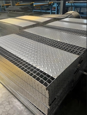 50 mm Cross Bar Pitch Stainless Steel Grating για καλύμματα αποχέτευσης και βιομηχανίες πεζοδρόμων
