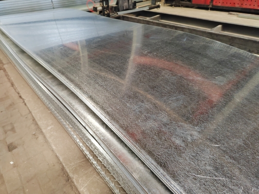 Μη λαδιωμένο 2,75*1500mm Ζυγισμένο φύλλο χάλυβα Custom Size Shipped Worldwide Mid Hardness